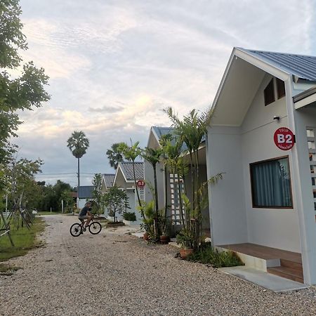 Numhom Resort Ban Nong Chum Saeng Exteriér fotografie