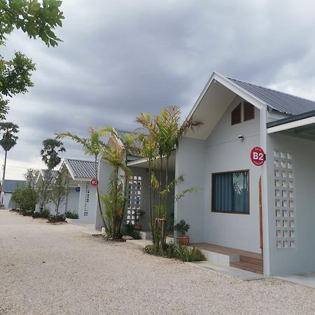 Numhom Resort Ban Nong Chum Saeng Exteriér fotografie